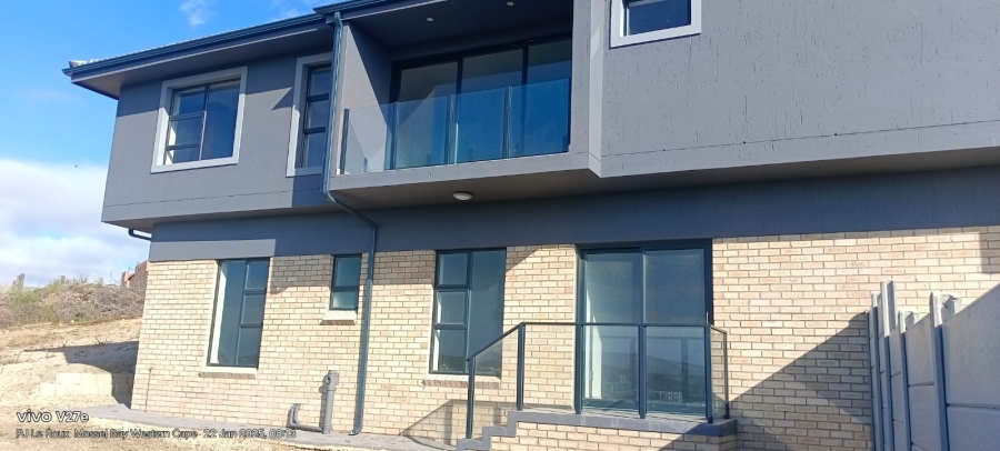 3 Bedroom Property for Sale in Seemeeu Park Western Cape